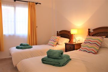https://cdn.resales-online.com/public/dad395u9hv/properties/9f4bad2e546b11eea6080217bc231ef4/w1200/20-d1f7658cbe4ba6cd8666fec30fba80ad.jpg?v=1694857105