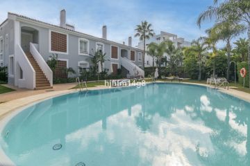 https://cdn.resales-online.com/public/hjfifm14g8/properties/fd6f2dff537f11eea6080217bc231ef4/w1200/1-7980e48d732b6fc85c14b43b94d2aa54.jpg?v=1694841977
