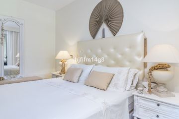 https://cdn.resales-online.com/public/hjfifm14g8/properties/fd6f2dff537f11eea6080217bc231ef4/w1200/11-20939a0134ad724a8cb2a801094d15a4.jpg?v=1694841977