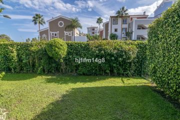 https://cdn.resales-online.com/public/hjfifm14g8/properties/fd6f2dff537f11eea6080217bc231ef4/w1200/18-cc72f169493c096e712837ff5d8b6e41.jpg?v=1694841977