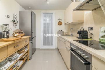 https://cdn.resales-online.com/public/hjfifm14g8/properties/fd6f2dff537f11eea6080217bc231ef4/w1200/9-467d0cee5b725f3ef65f102a0c2e69c0.jpg?v=1694841977