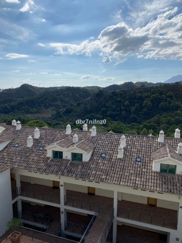 https://cdn.resales-online.com/public/dbr7nifnz0/properties/bee0d30b52b611eea6080217bc231ef4/w1200/7-aa4cc561180b369757c0bb4af9886cd3.jpg?v=1694669133