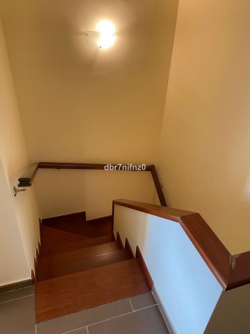 https://cdn.resales-online.com/public/dbr7nifnz0/properties/bee0d30b52b611eea6080217bc231ef4/w1200/10-bb915d1cb19341576dcdc994b81ab9c5.jpg?v=1694669133