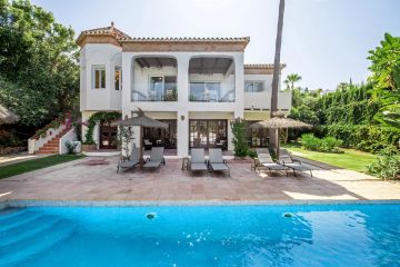 https://cdn.resales-online.com/public/jja1jz8h5h/properties/582a1beb43ca11eea6080217bc231ef4/w1200/1-7980e48d732b6fc85c14b43b94d2aa54.jpg?v=1694840958