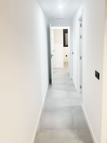 https://cdn.resales-online.com/public/ertu08aq1s/properties/fdf51d9c848411eeb0180217bc231ef4/w1200/15-11d12f2f454f2f5e9b981fdd8b901d51.jpg?v=1700145574
