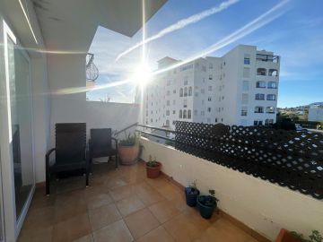 https://cdn.resales-online.com/public/u3l2ad5ic9/properties/d5779bf3822511ee8fbe0217bc231ef4/w1200/2-5bd7b9d04b45e33852eaf0ec6670150d.jpg?v=1699886846