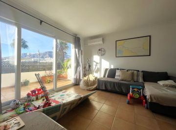 https://cdn.resales-online.com/public/u3l2ad5ic9/properties/d5779bf3822511ee8fbe0217bc231ef4/w1200/12-53013098fcab6c38b1379cd33298e050.jpg?v=1699886846