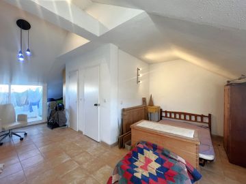 https://cdn.resales-online.com/public/u3l2ad5ic9/properties/d5779bf3822511ee8fbe0217bc231ef4/w1200/7-aa4cc561180b369757c0bb4af9886cd3.jpg?v=1699886846