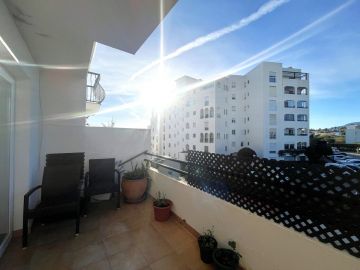 https://cdn.resales-online.com/public/u3l2ad5ic9/properties/d5779bf3822511ee8fbe0217bc231ef4/w1200/8-e64a9055bba3e77ac8aca3b893cdf826.jpg?v=1699886846