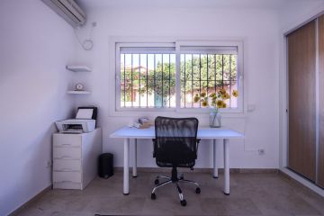 https://cdn.resales-online.com/public/e6bso0axae/properties/982fcb3f759611ee8fbe0217bc231ef4/w1200/14-d70dc3102c00d7be0e872dfe1c1f86d7.jpg?v=1700123467