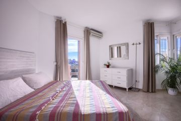 https://cdn.resales-online.com/public/e6bso0axae/properties/982fcb3f759611ee8fbe0217bc231ef4/w1200/23-79897b85162c6a486c7a4d1eb46924dd.jpg?v=1700123467