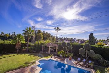 https://cdn.resales-online.com/public/e6bso0axae/properties/982fcb3f759611ee8fbe0217bc231ef4/w1200/27-f6e8bc237ba13ac4c268badec6354f3d.jpg?v=1700123467