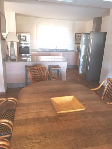 https://cdn.resales-online.com/public/a02ds2pl3d/properties/epajpkuvddrefum/w1200/8-e64a9055bba3e77ac8aca3b893cdf826.jpg?v=1655805989