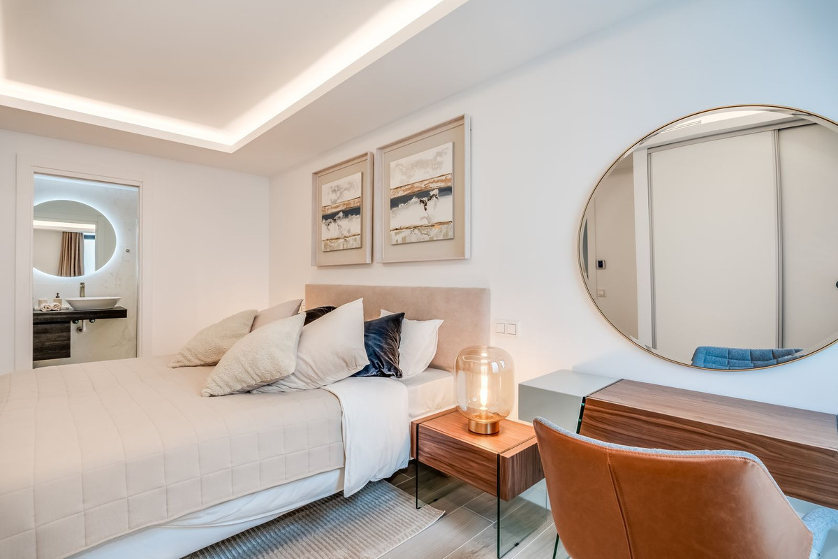 https://cdn.resales-online.com/public/dy0lzd02nu/properties/16f16871847311eeb0180217bc231ef4/w1200/29-7c2f312881aea9bbe9ddaeb9640e2c9a.jpg?v=1700138290
