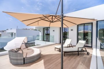 https://cdn.resales-online.com/public/dy0lzd02nu/properties/16f16871847311eeb0180217bc231ef4/w1200/13-5fd73dea700db77384c091ca9818b1a9.jpg?v=1700138290