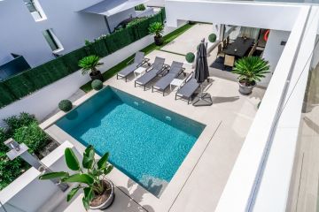 https://cdn.resales-online.com/public/dy0lzd02nu/properties/16f16871847311eeb0180217bc231ef4/w1200/14-d70dc3102c00d7be0e872dfe1c1f86d7.jpg?v=1700138290