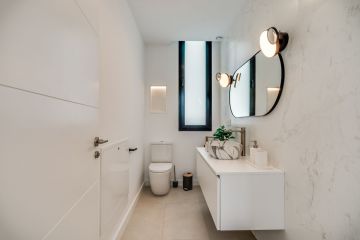 https://cdn.resales-online.com/public/dy0lzd02nu/properties/16f16871847311eeb0180217bc231ef4/w1200/25-45e7a00e8ada30030040e20a35fbccfd.jpg?v=1700138290