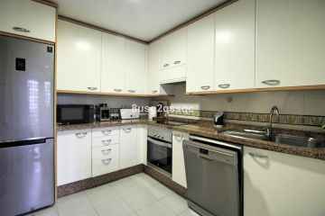 https://cdn.resales-online.com/public/8usg2qssqc/properties/c516326e83a811eeb0180217bc231ef4/w1200/19-d0ed7da2012a09046d307c195d98e7d6.jpg?v=1700160462