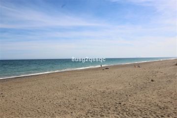 https://cdn.resales-online.com/public/8usg2qssqc/properties/c516326e83a811eeb0180217bc231ef4/w1200/33-f37a7fab00fce6ff6b895520b67d6d6d.jpg?v=1700160462