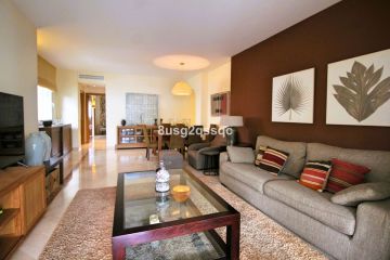 https://cdn.resales-online.com/public/8usg2qssqc/properties/c516326e83a811eeb0180217bc231ef4/w1200/6-241328e1bcc9c0d8ce1222beb6c967a8.jpg?v=1700160462