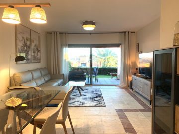 https://cdn.resales-online.com/public/figrlr6em6/properties/43ed7367261c11eea7b50217bc231ef4/w1200/2-5bd7b9d04b45e33852eaf0ec6670150d.jpg?v=1700219114