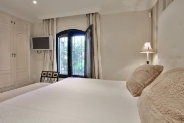 https://cdn.resales-online.com/public/7i68p4bai0/properties/8f84b0d4b71911eba13006b3c6b82ba8/w1200/18-cc72f169493c096e712837ff5d8b6e41.jpg?v=1621264810
