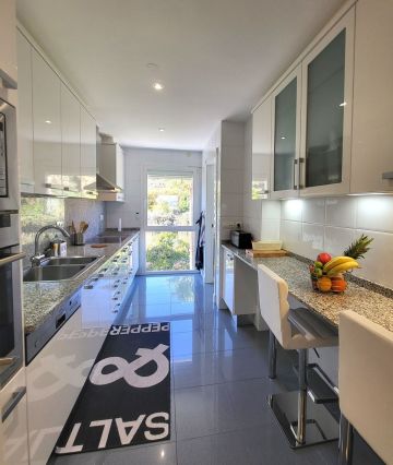 https://cdn.resales-online.com/public/da4ha5dk09/properties/bada87eb83cf11eeb0180217bc231ef4/w1200/32-e7f90ea5feef5e01d64d74d6b6d8a834.jpg?v=1700252097