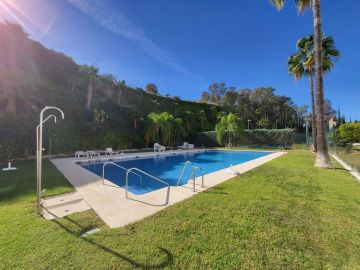https://cdn.resales-online.com/public/da4ha5dk09/properties/bada87eb83cf11eeb0180217bc231ef4/w1200/37-1d70d218e897435ff17cdff8e99bb5bf.jpg?v=1700252097