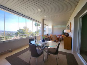 https://cdn.resales-online.com/public/da4ha5dk09/properties/bada87eb83cf11eeb0180217bc231ef4/w1200/9-467d0cee5b725f3ef65f102a0c2e69c0.jpg?v=1700252097