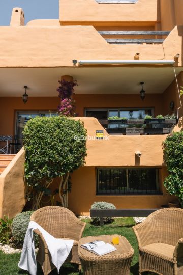https://cdn.resales-online.com/public/6u5vbuh1hk/properties/8ae5b12c63fe11eea6080217bc231ef4/w1200/32-e7f90ea5feef5e01d64d74d6b6d8a834.jpg?v=1696569139
