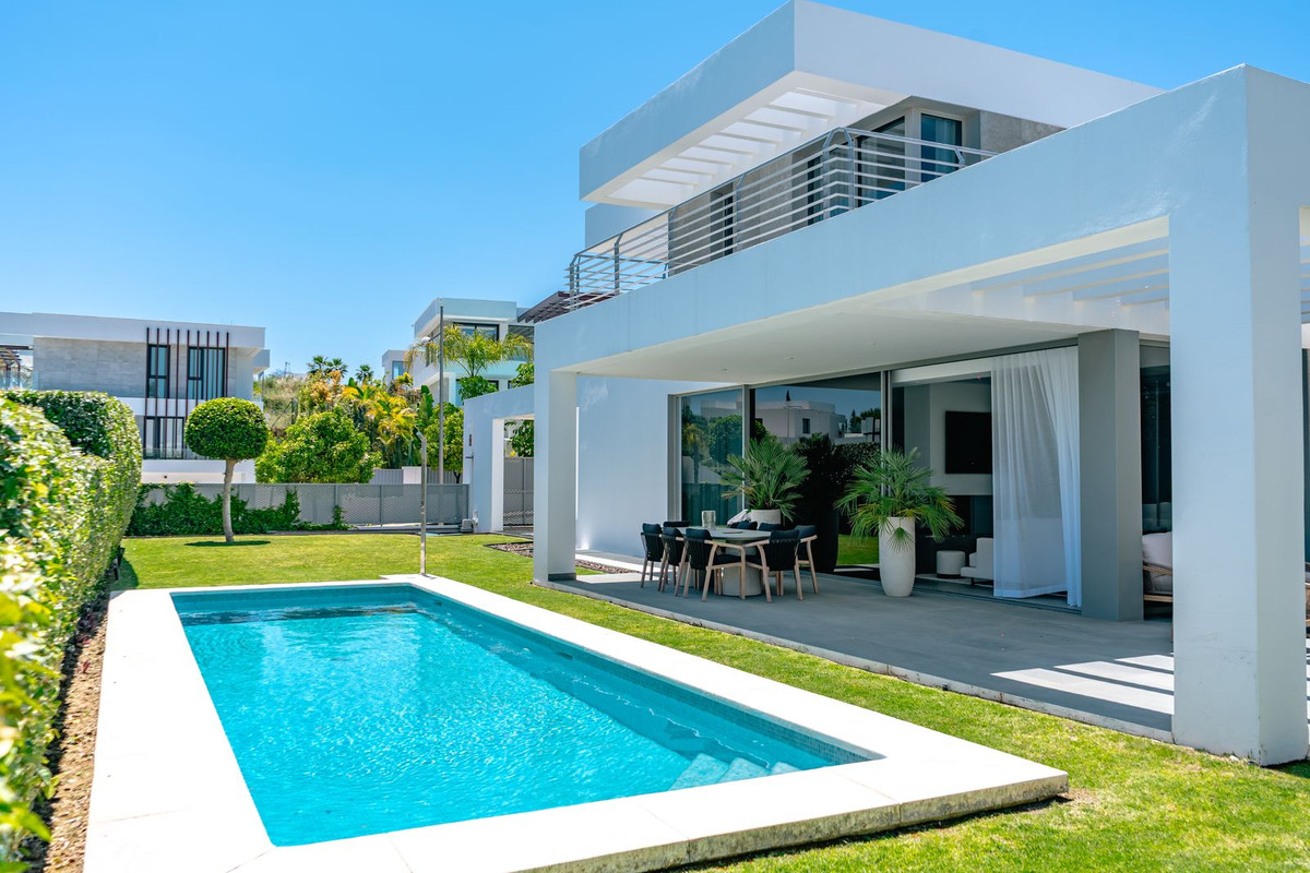 house to rent estepona